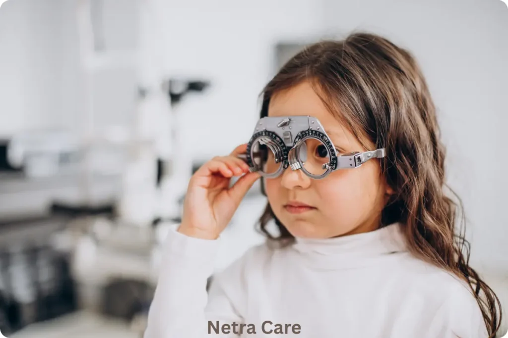 चश्मा कब लगवाना चाहिए 